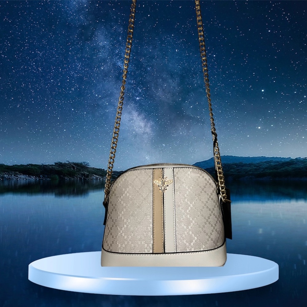 Deluxity crossbody